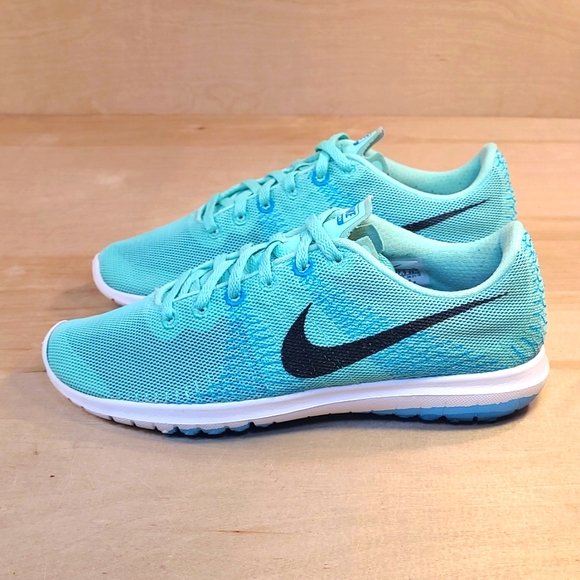 Nike Women's Flex Furry 7 Green Athletic Shoes - Picture 5 of 10